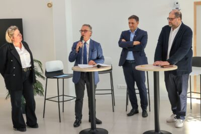 Agrandir l'image 1 sur 3, fenêtre modale